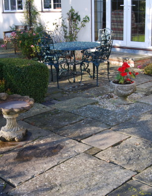 Reclaimed Old Yorkstone Paving