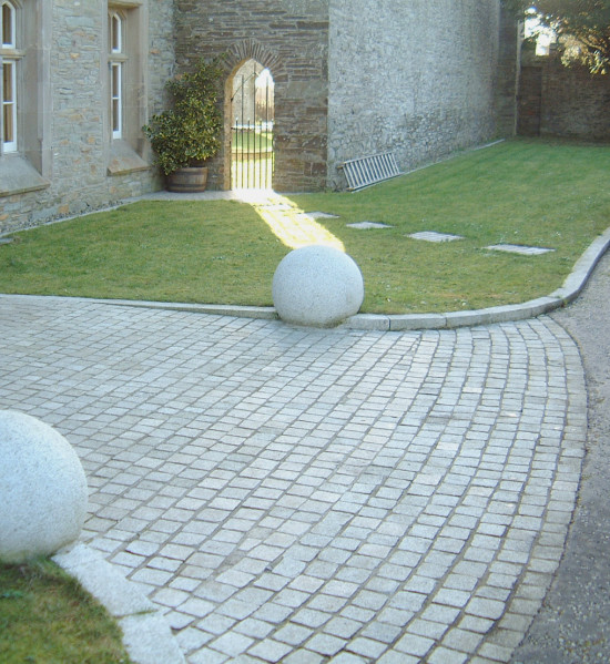 Granite Setts Silver Grey