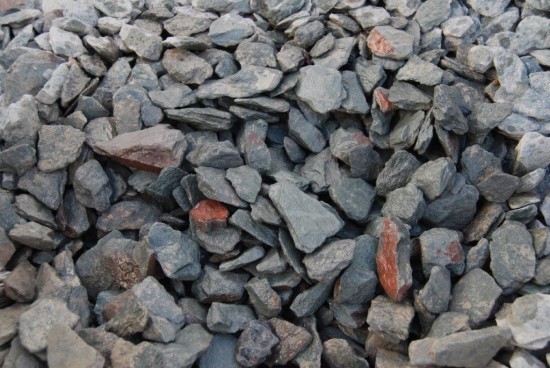 Green Slate Chippings 40mm