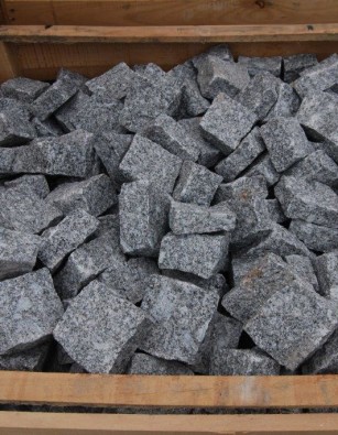 Granite Setts 100mm x 100mm x 50mm Silver Grey