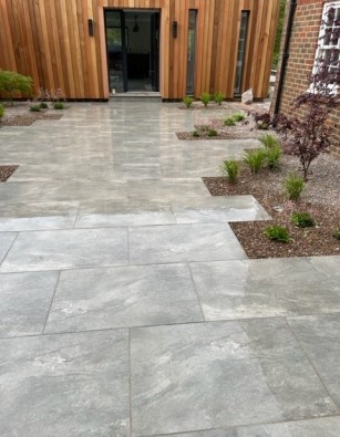 Mercury 900x600 Porcelain Outdoor Paving. 