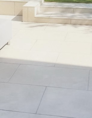 Quartz White 900x600 Porcelain Outdoor Paving. 