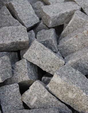 Granite Setts 200mm x 100mm x 100mm Silver Grey