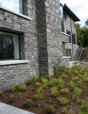 Grey Slate Random Garden Walling 